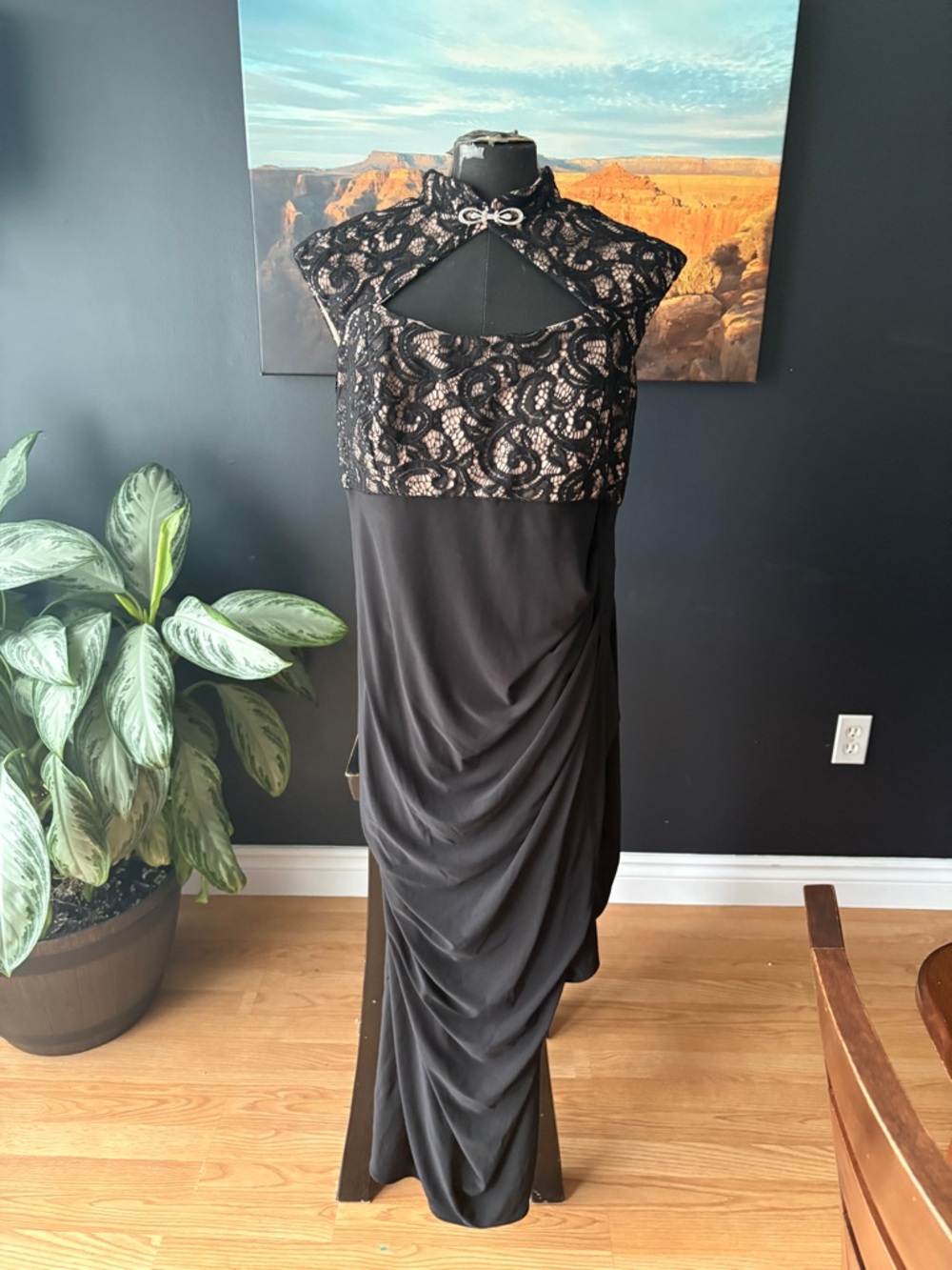 Black Lace Yoke Maxi Dress with Keyhole Detail